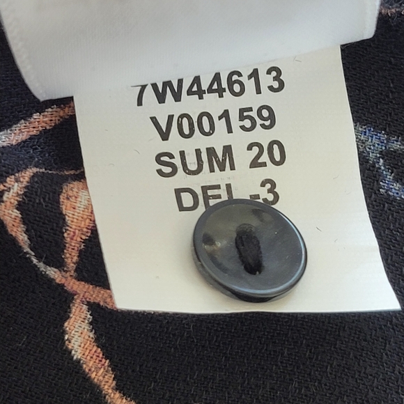 Lucky Brand | Floral Print Popover Blouse Size L - Picture 9 of 9